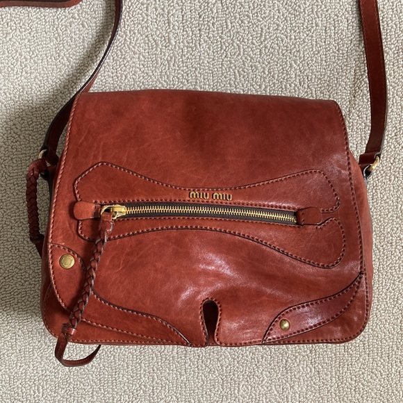 [Miu Miu] Leather Cross Body Shoulder Bag - Picture 6 of 8